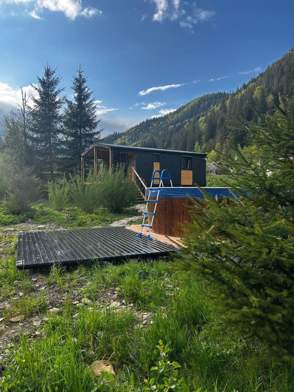 KrivorovnyaМріятиアパートメント 部屋 写真